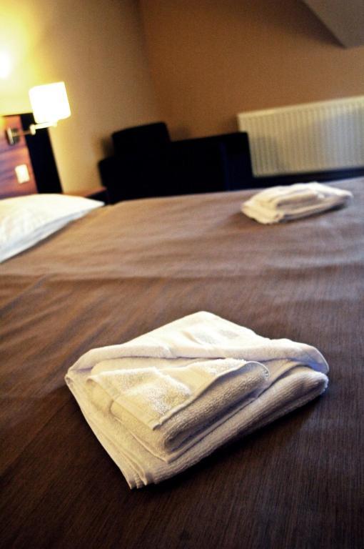 Bed and Breakfast Fiáker Panzió Zalaszentgrót Zimmer foto